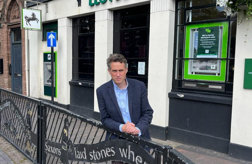 Sir Gavin Williamson has expressed concern at plans to close Stone's last remaining bank. 