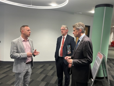 Sir Gavin Williamson visited Staffordshire University to learn about how they are helping students as well as local businesses. 