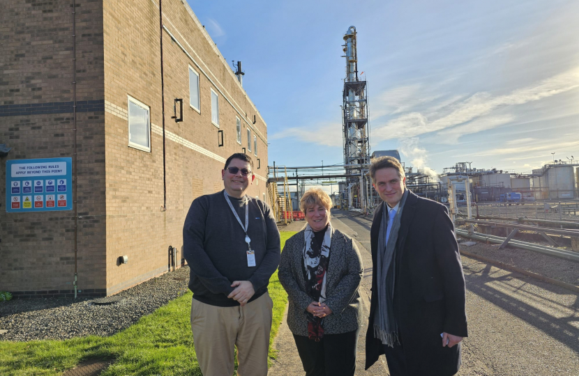 Sir Gavin Williamson is joined by Senior Director of HR, Helen Hawkins, and Managing Director, Richard Brice, of SI Group