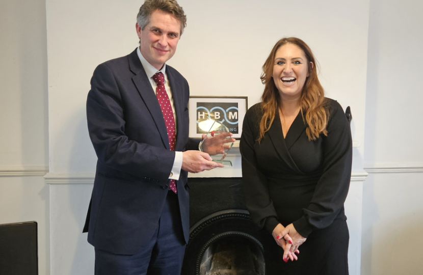 Sir Gavin Williamson is joined by Helen Bancroft Morris from HBMtelemarketing