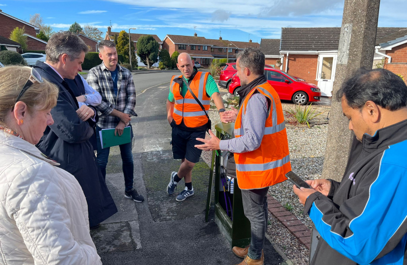 Sir Gavin Williamson in Perton with City Fibre officials and local councillors