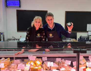 Sir Gavin Williamson is joined by Lisa Vickers, owner of Halfpenny Green Wines